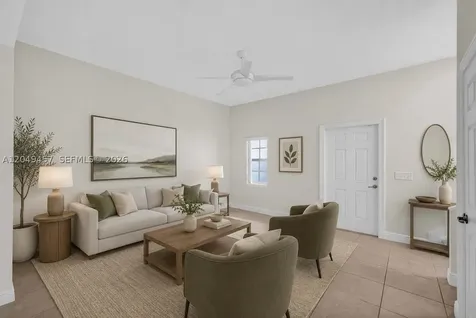 704 SW 1st Avenue Pompano Beach FL 33060