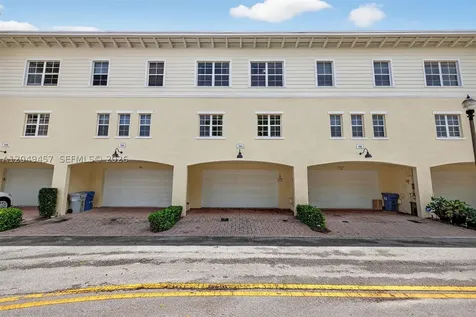 704 SW 1st Avenue Pompano Beach FL 33060
