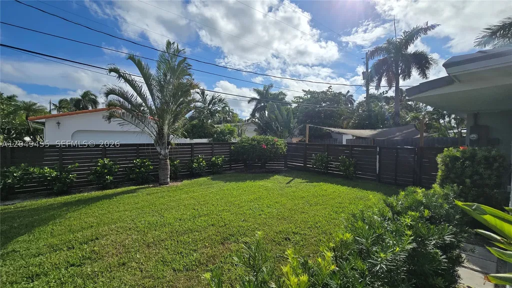 800 Polk Street Hollywood FL 33019
