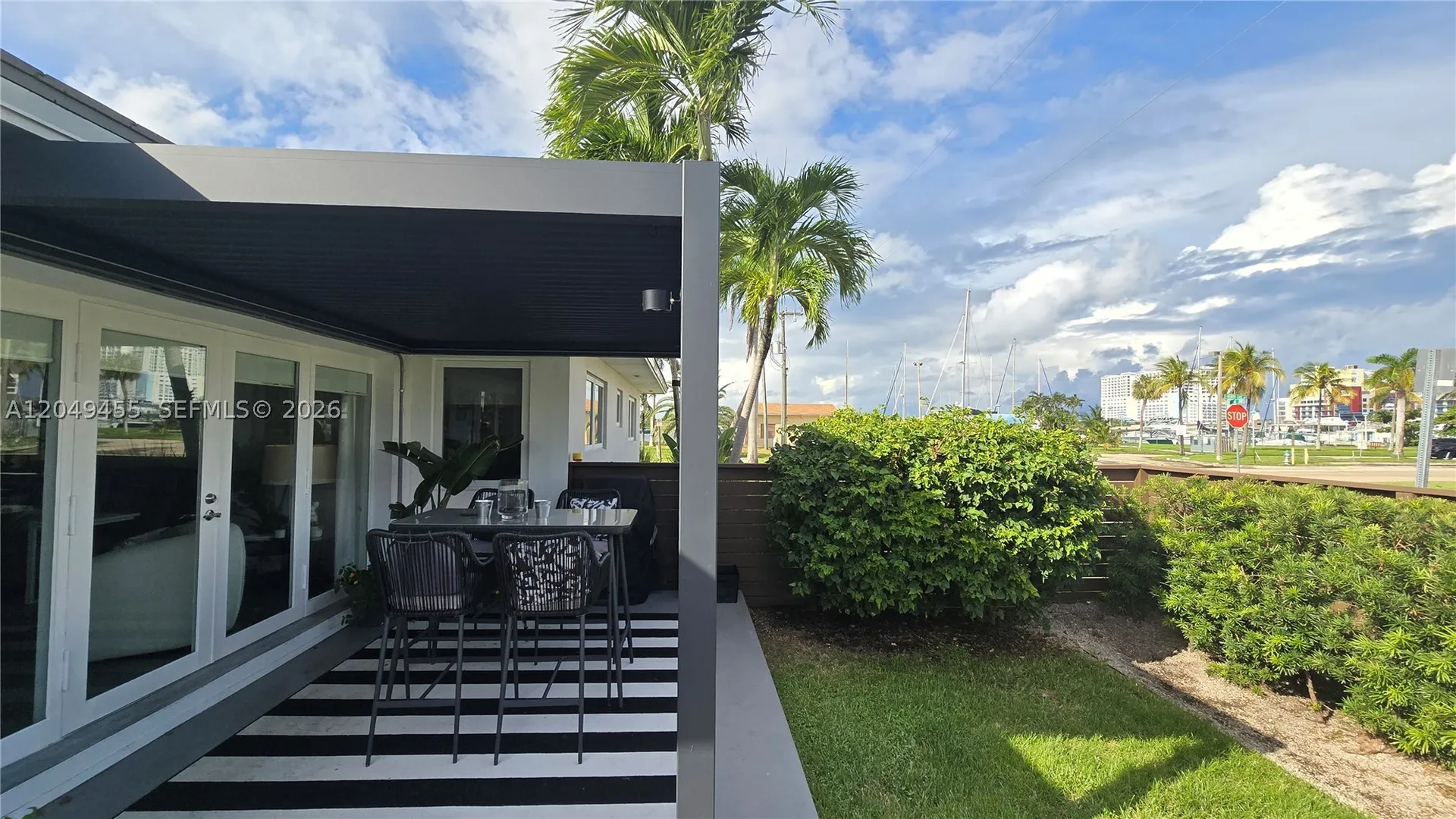 800 Polk Street Hollywood FL 33019