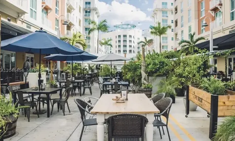 7266 SW 88th Street Miami FL 33156
