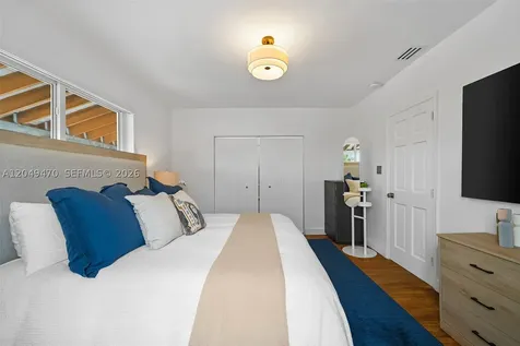 642 86th Street Miami Beach FL 33141