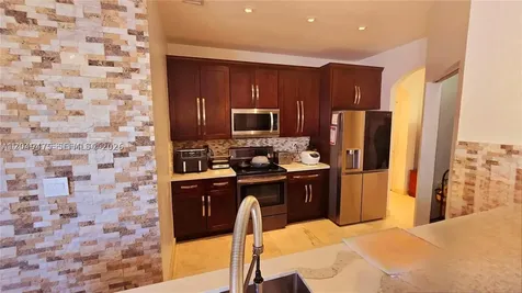 2105 NE 40th Avenue Homestead FL 33033