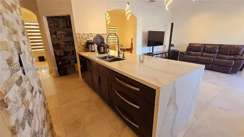 2105 NE 40th Avenue Homestead FL 33033