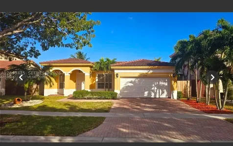 2105 NE 40th Avenue Homestead FL 33033