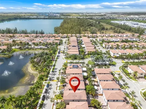 8850 NW 99th Path Doral FL 33178
