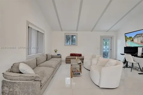4541 SW 26th Terrace Dania Beach FL 33312