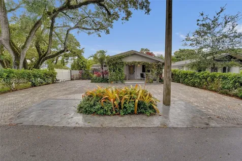 4541 SW 26th Terrace Dania Beach FL 33312