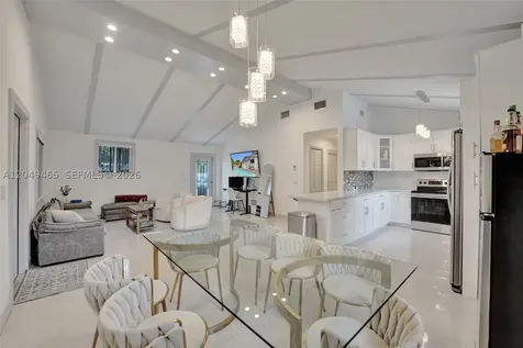 4541 SW 26th Terrace Dania Beach FL 33312