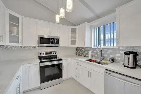 4541 SW 26th Terrace Dania Beach FL 33312