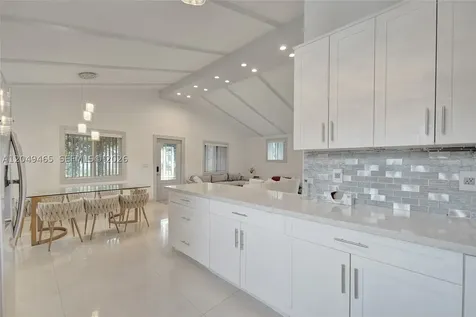 4541 SW 26th Terrace Dania Beach FL 33312