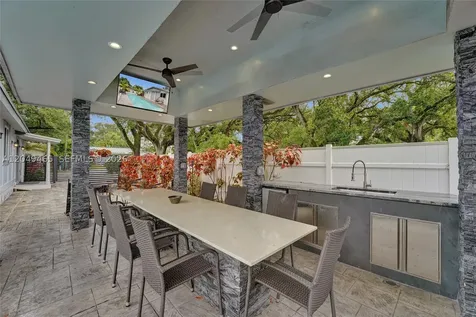 4541 SW 26th Terrace Dania Beach FL 33312