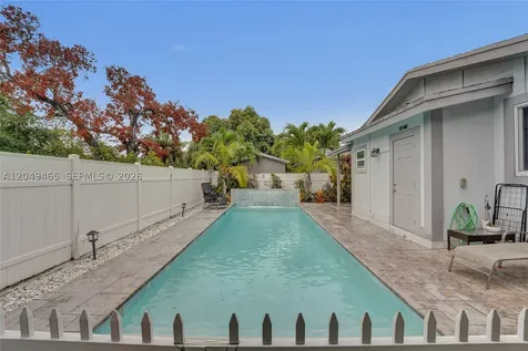 4541 SW 26th Terrace Dania Beach FL 33312