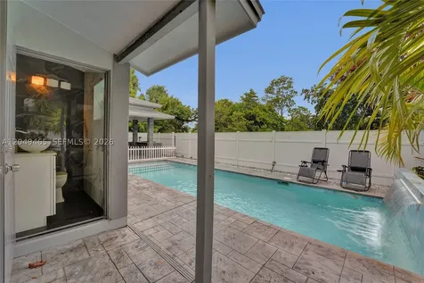 4541 SW 26th Terrace Dania Beach FL 33312