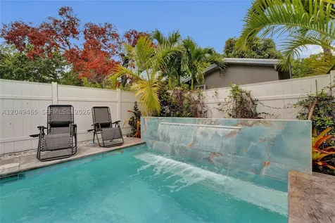 4541 SW 26th Terrace Dania Beach FL 33312
