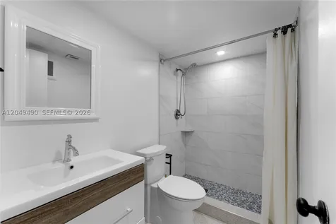 8054 SW 86th Terrace Miami FL 33143