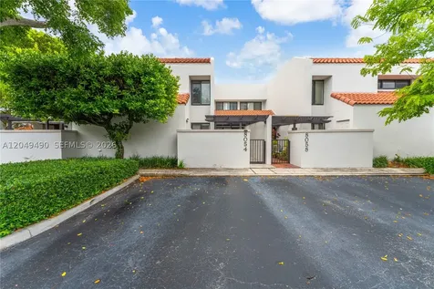 8054 SW 86th Terrace Miami FL 33143