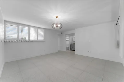 8054 SW 86th Terrace Miami FL 33143