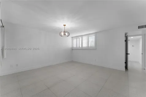 8054 SW 86th Terrace Miami FL 33143