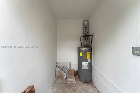 8054 SW 86th Terrace Miami FL 33143
