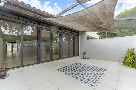 8054 SW 86th Terrace Miami FL 33143