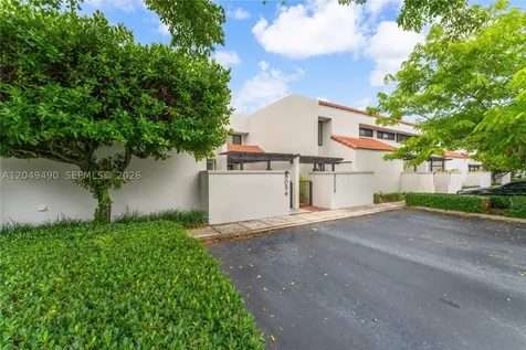 8054 SW 86th Terrace Miami FL 33143
