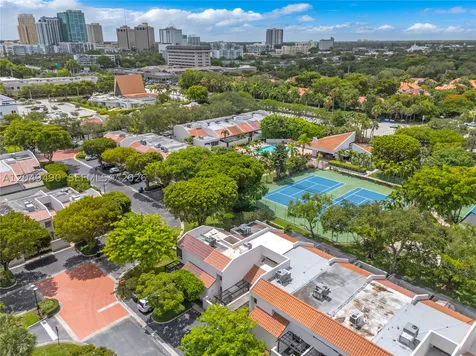 8054 SW 86th Terrace Miami FL 33143