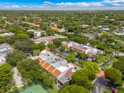 8054 SW 86th Terrace Miami FL 33143