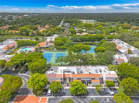 8054 SW 86th Terrace Miami FL 33143