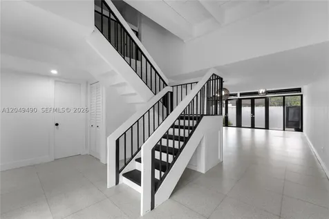 8054 SW 86th Terrace Miami FL 33143