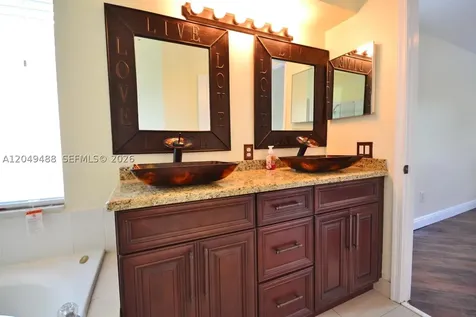 17569 N 89th Place N Loxahatchee FL 33470