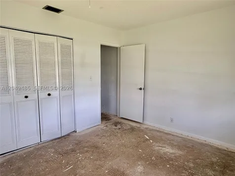7008 NW 89th Avenue Tamarac FL 33321