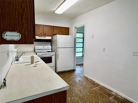 7008 NW 89th Avenue Tamarac FL 33321