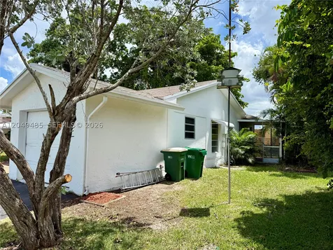 7008 NW 89th Avenue Tamarac FL 33321
