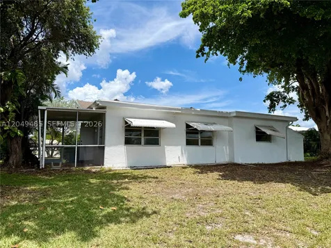 7008 NW 89th Avenue Tamarac FL 33321