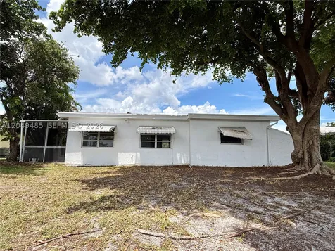 7008 NW 89th Avenue Tamarac FL 33321