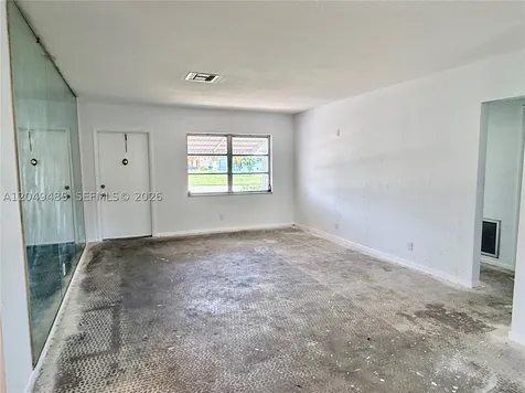7008 NW 89th Avenue Tamarac FL 33321