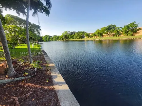 7008 NW 89th Avenue Tamarac FL 33321