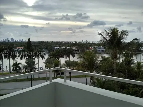 5161 Collins Avenue Miami Beach FL 33140