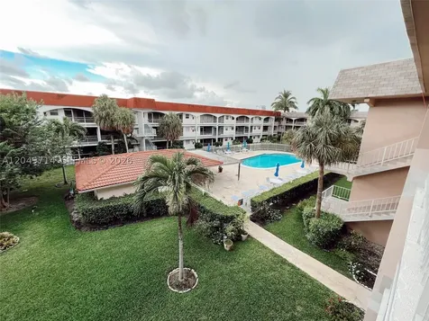 501 Blue Heron Drive Hallandale Beach FL 33009