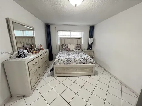 501 Blue Heron Drive Hallandale Beach FL 33009