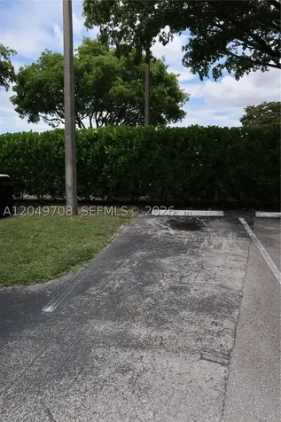 1401 SW 128th Terrace Pembroke Pines FL 33027