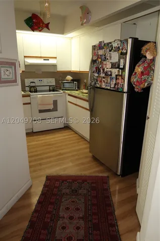 1401 SW 128th Terrace Pembroke Pines FL 33027