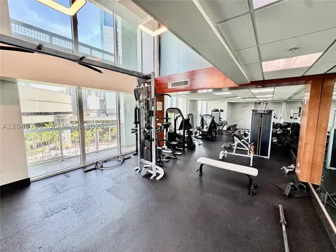 41 SE 5th Street Miami FL 33131