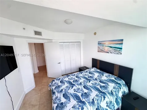41 SE 5th Street Miami FL 33131
