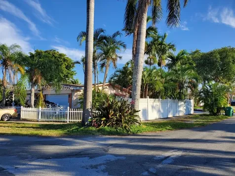 804 NW 8th Street Dania Beach FL 33004