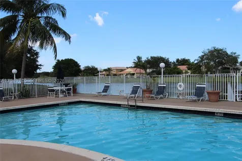2485 NW 33rd Street Oakland Park FL 33309