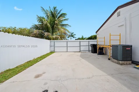 1720 NW 67th Street Miami FL 33147