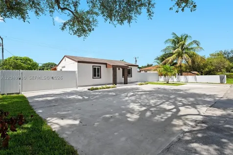 1720 NW 67th Street Miami FL 33147