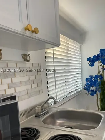 5615 Hope Street Hollywood FL 33021